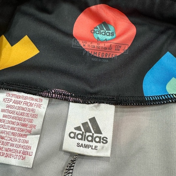 Adidas X LEGO Collection Adds
DOTS & NINJAGO - BricksFanz size medium - Picture 3 of 5